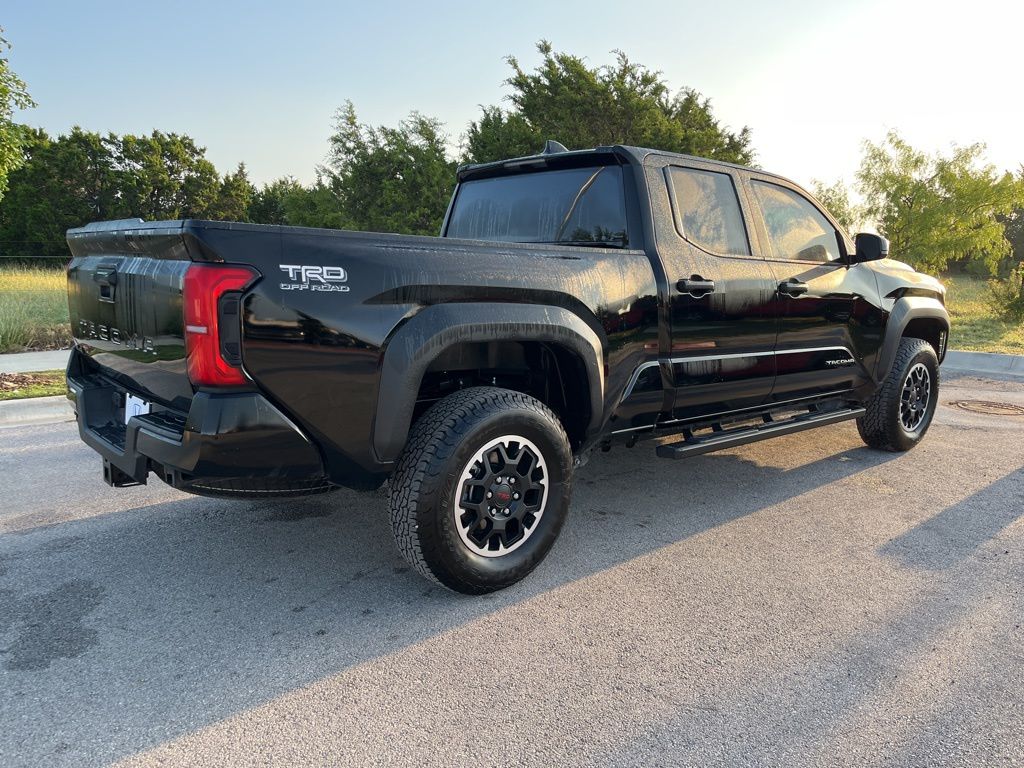 2024 Toyota Tacoma TRD Off-Road 3