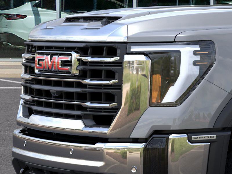 2024 GMC Sierra 3500HD SLT 13