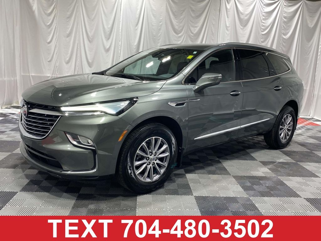 2023 Buick Enclave Essence FWD