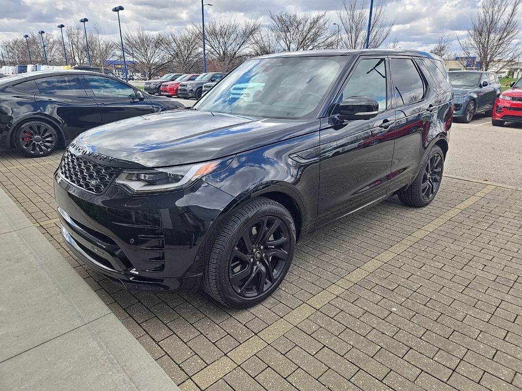 2023 Land Rover Discovery P300 S R-Dynamic AWD