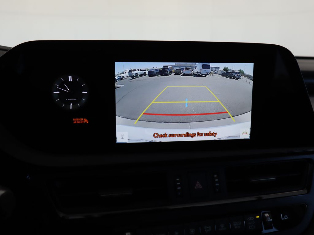 Thumbnail: 2025 Lexus ES - 16