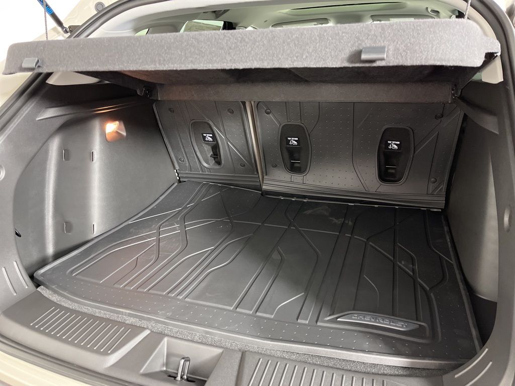 Thumbnail: 2026 Chevrolet Trax - 20