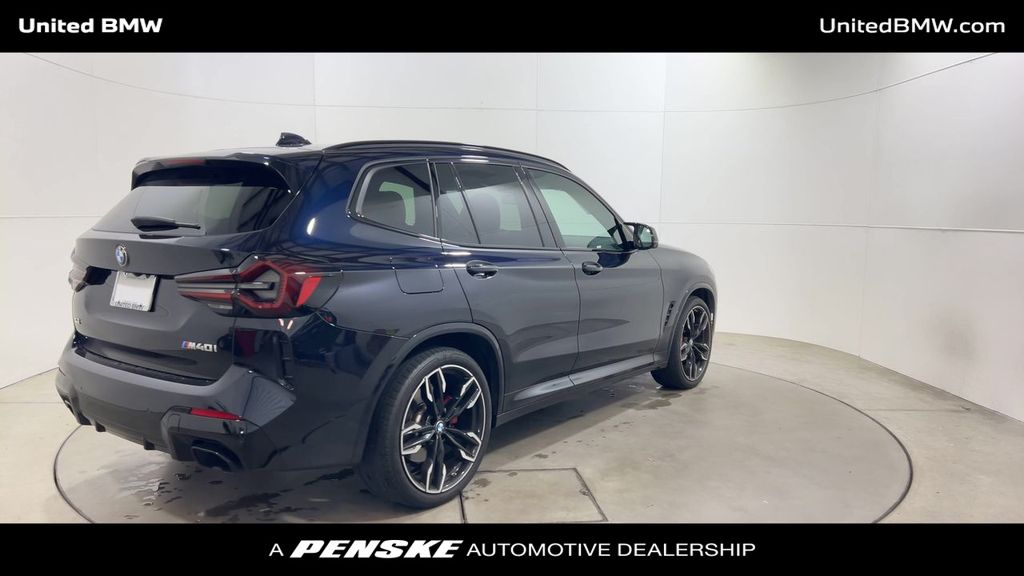 2024 BMW X3 M40i 8