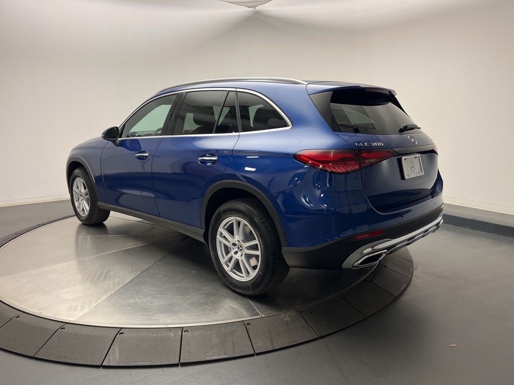 Thumbnail: 2026 Mercedes-Benz GLC - 5