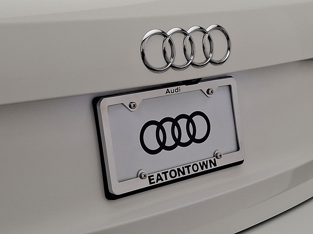 Thumbnail: 2013 Audi Q5 - 31