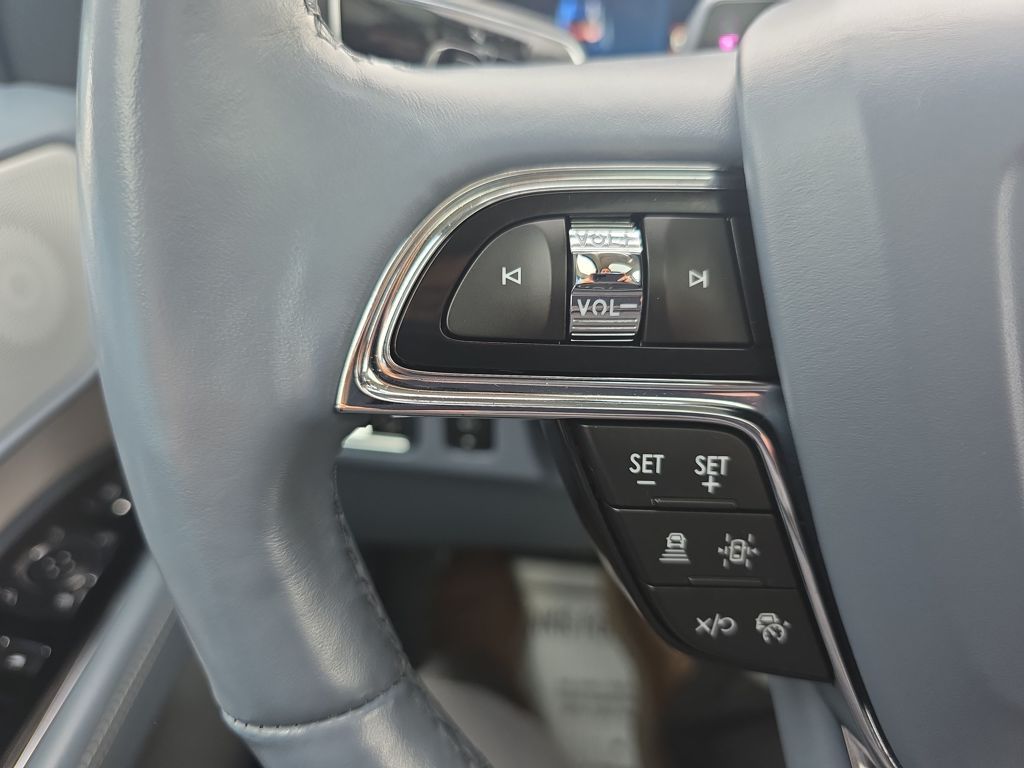 Used 2022 Blue Lincoln Black Label image 24