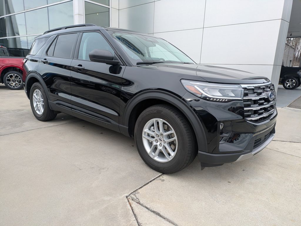 2026 Ford Explorer Active w/200A Pkg