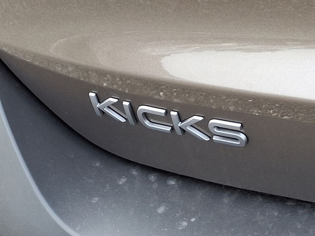 Thumbnail: 2026 Nissan Kicks - 10