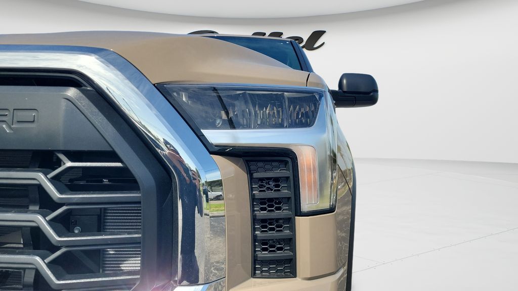New 2026  Toyota SR5 image 9