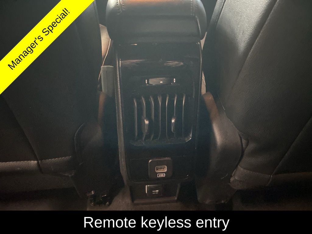 Used 2025 White Jeep Limited image 12