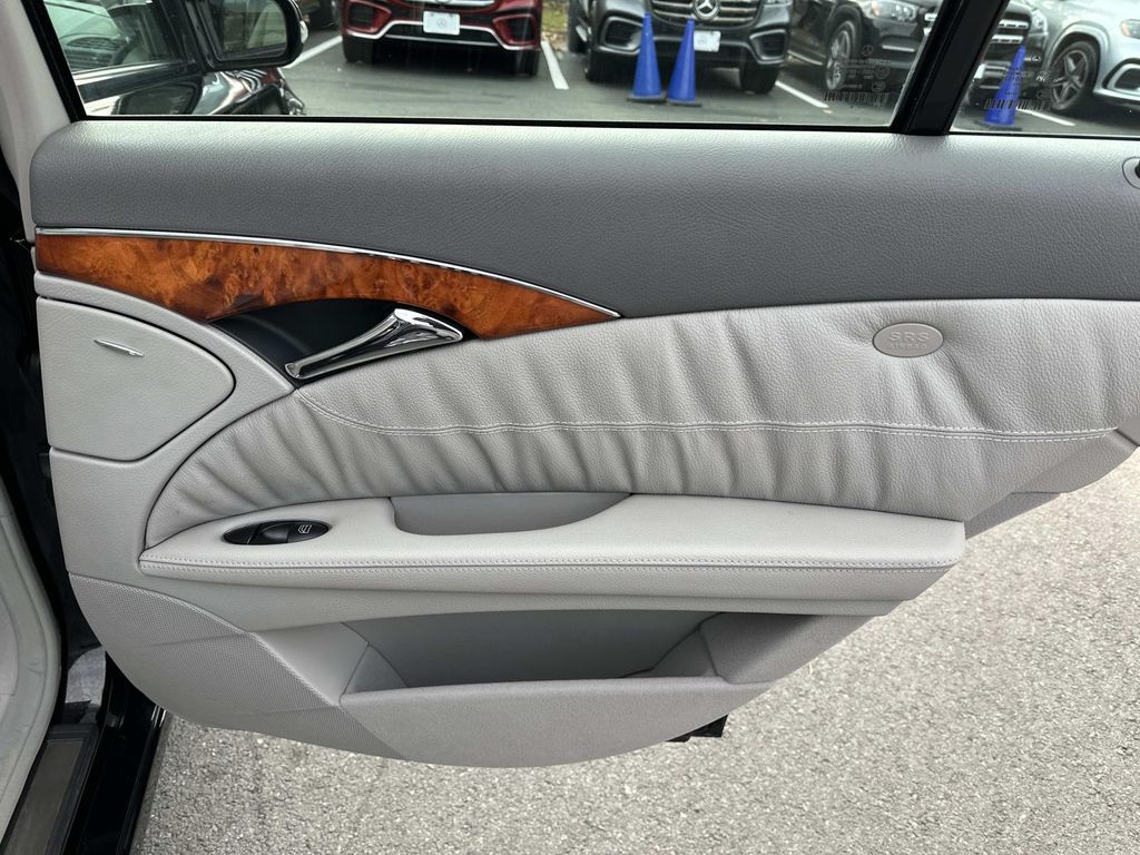 Thumbnail: 2006 Mercedes-Benz E-Class - 25