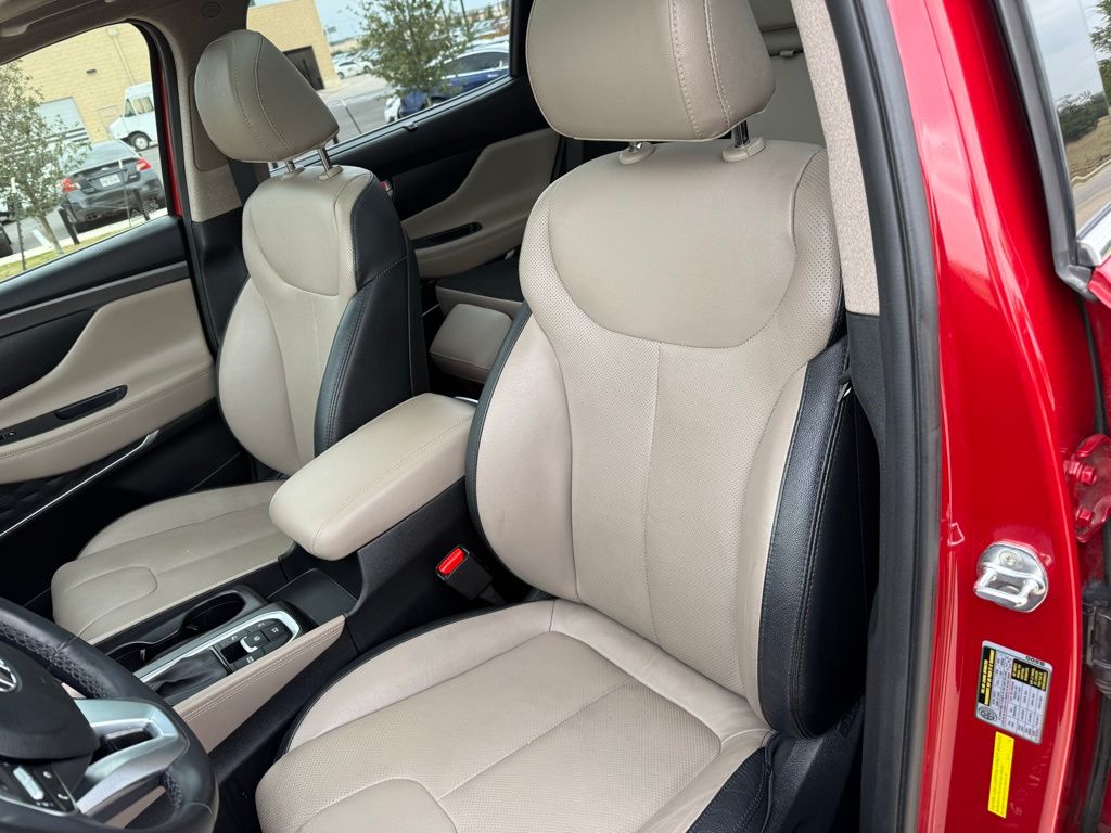 Thumbnail: 2019 Hyundai Santa Fe - 13