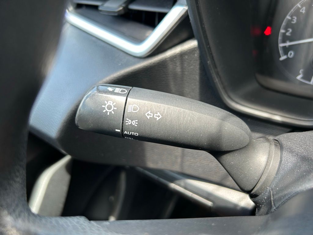 Thumbnail: 2022 Toyota Corolla - 21