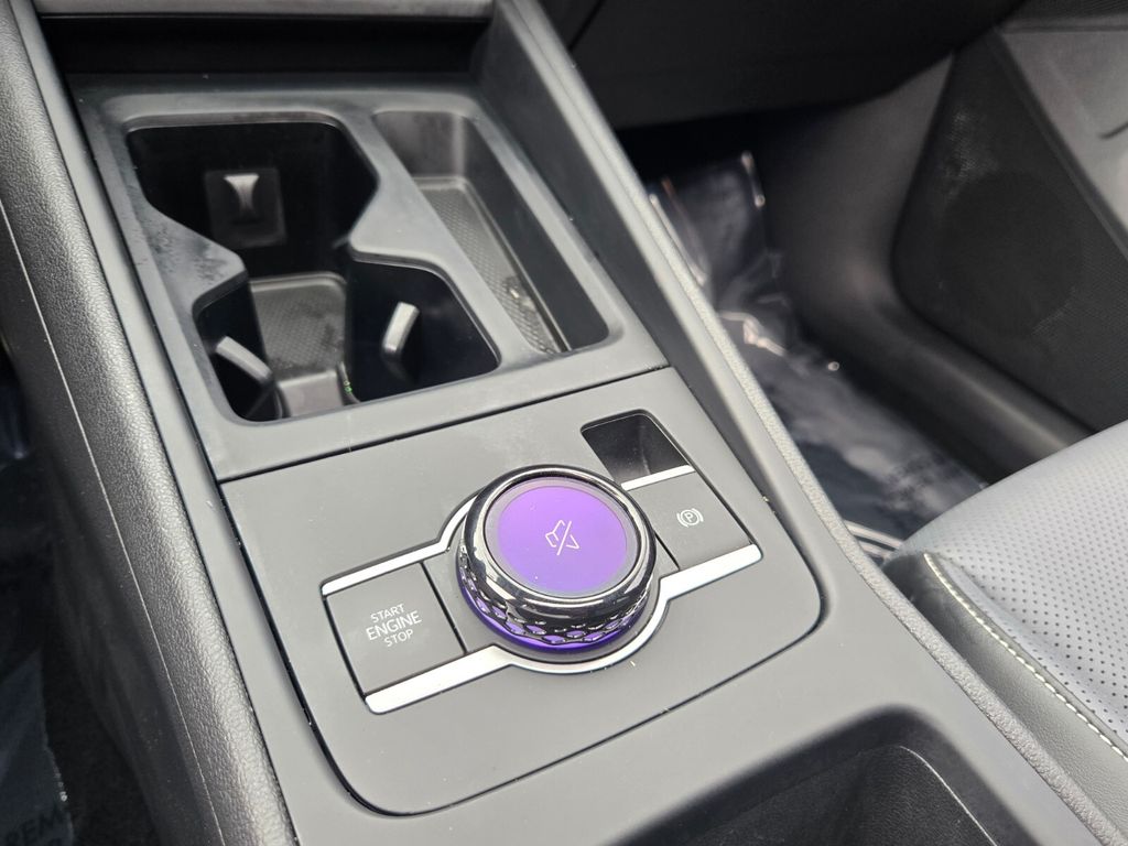 2025 Volkswagen Tiguan - $30,900
