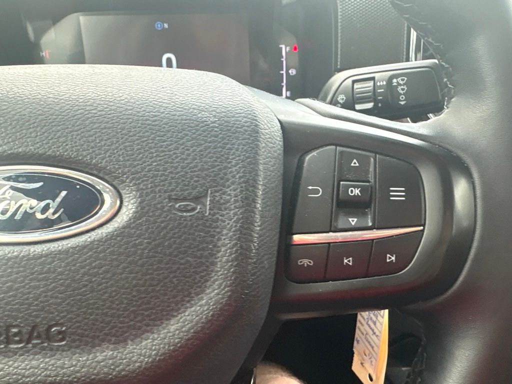 Used 2024 Gray Metallic Ford XLT image 8