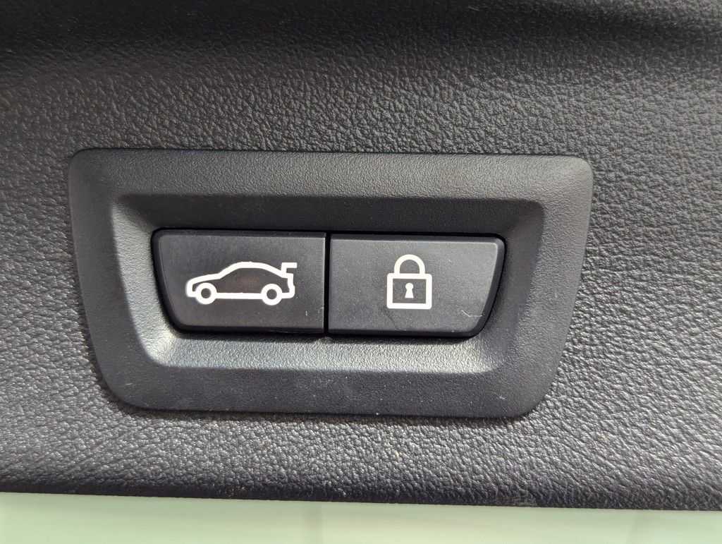 2022 BMW X7 xDrive40i photo