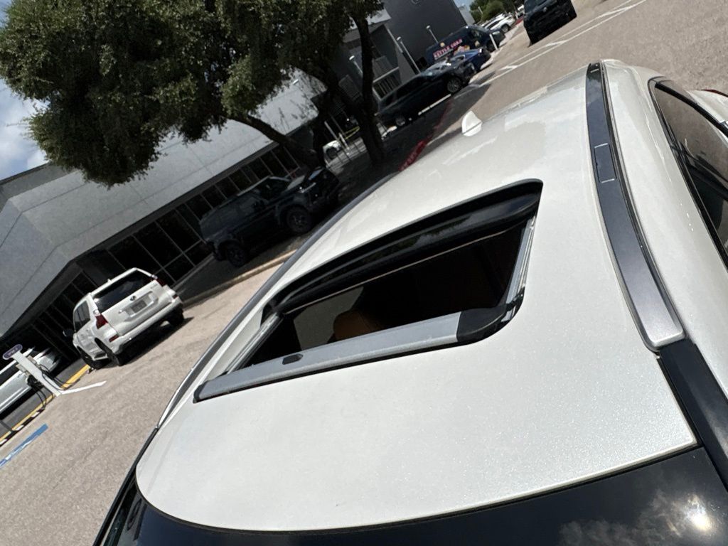 Thumbnail: 2025 Lexus RX - 10