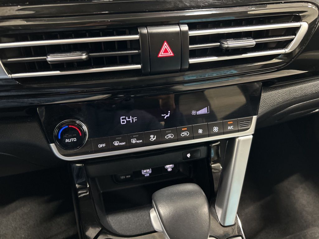 used 2023 Kia Seltos car, priced at $20,879