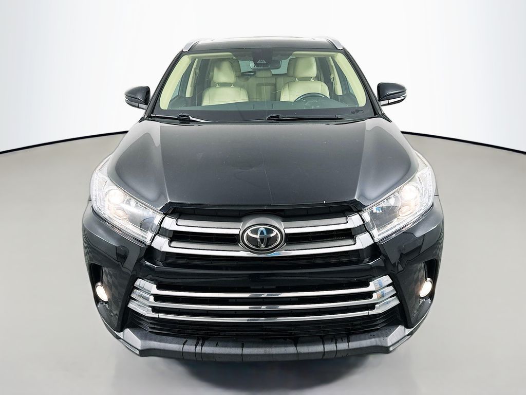 Thumbnail: 2017 Toyota Highlander - 2