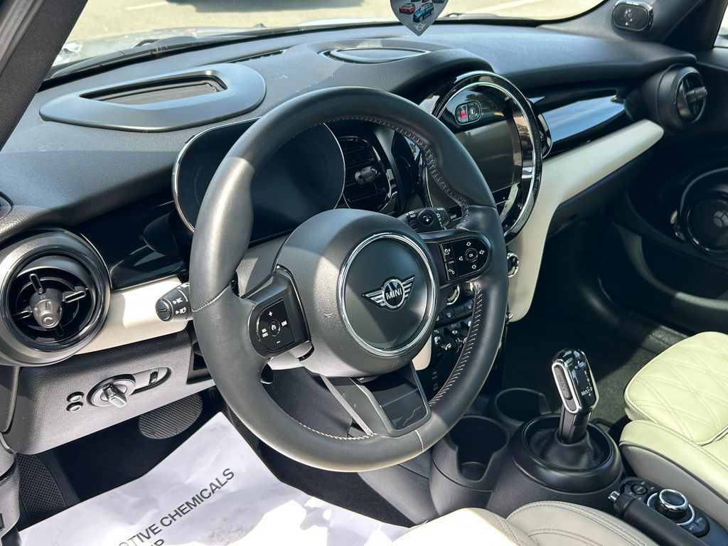 Thumbnail: 2024 MINI Cooper - 13