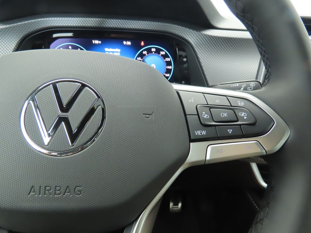 Thumbnail: 2025 Volkswagen Atlas - 12