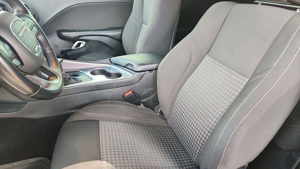 2022 Dodge Challenger