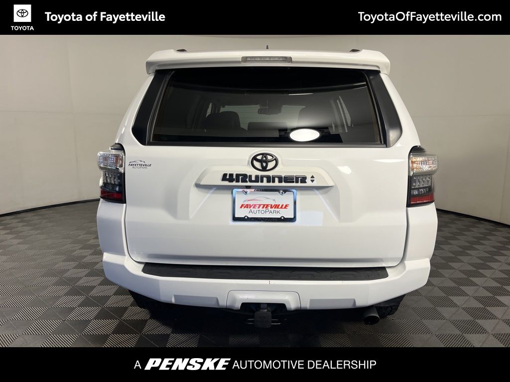 Thumbnail: 2023 Toyota 4Runner - 11