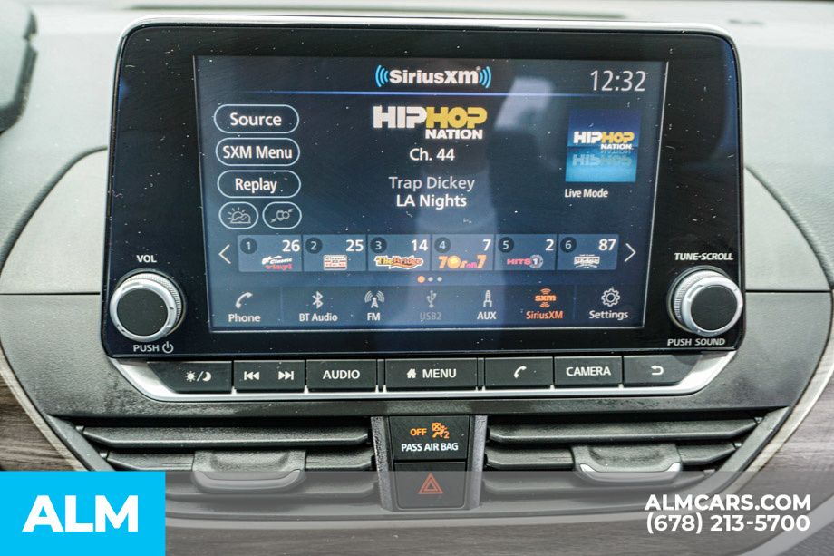 Used 2025 Blue Nissan 2.5 SV image 37
