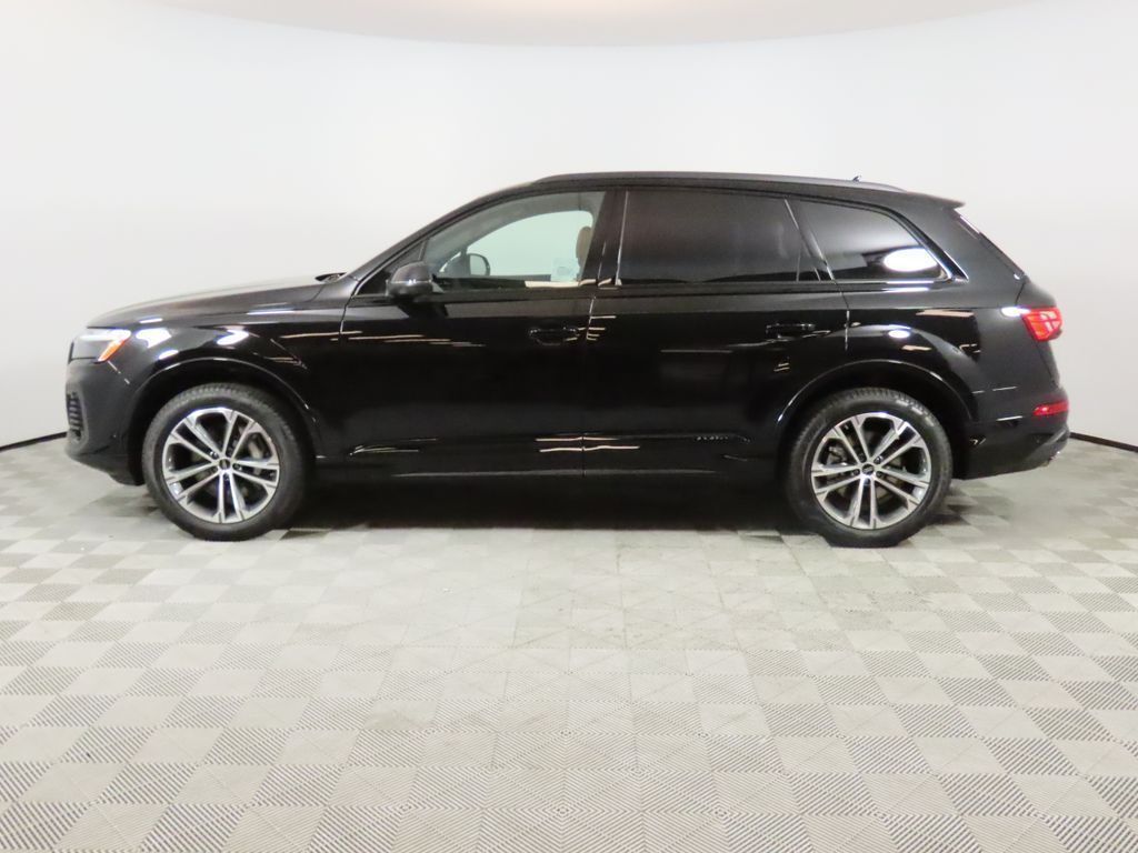 Thumbnail: 2026 Audi Q7 - 2