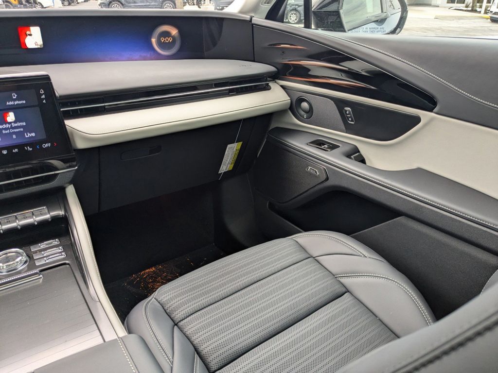 2025 Lincoln Nautilus Hybrid Reserve