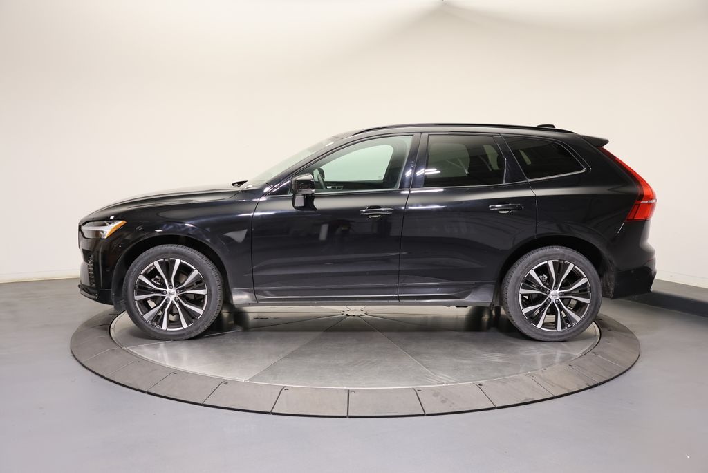Thumbnail: 2023 Volvo XC60 - 2