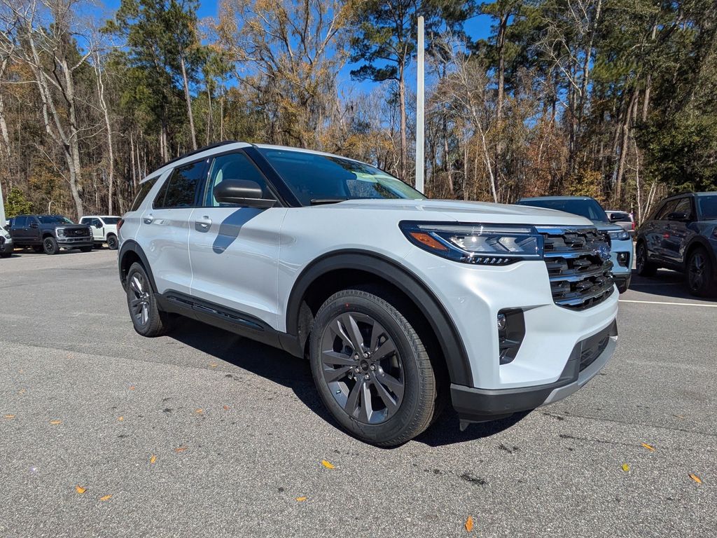 2026 Ford Explorer Active w/200A Pkg