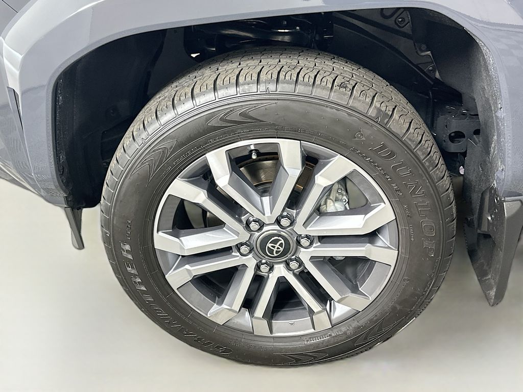 Thumbnail: 2025 Toyota 4Runner - 32