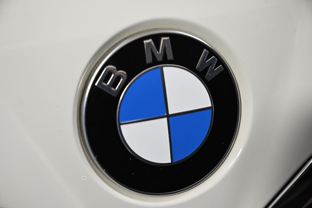 Thumbnail: 2024 BMW 4 Series - 13