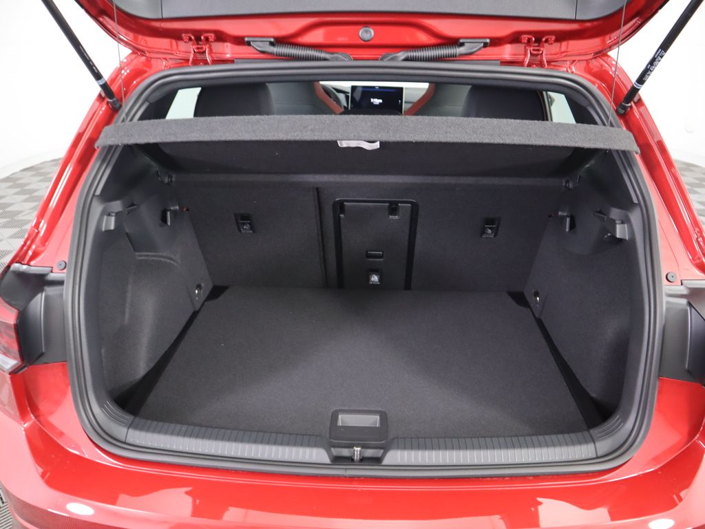 Thumbnail: 2025 Volkswagen Golf - 29