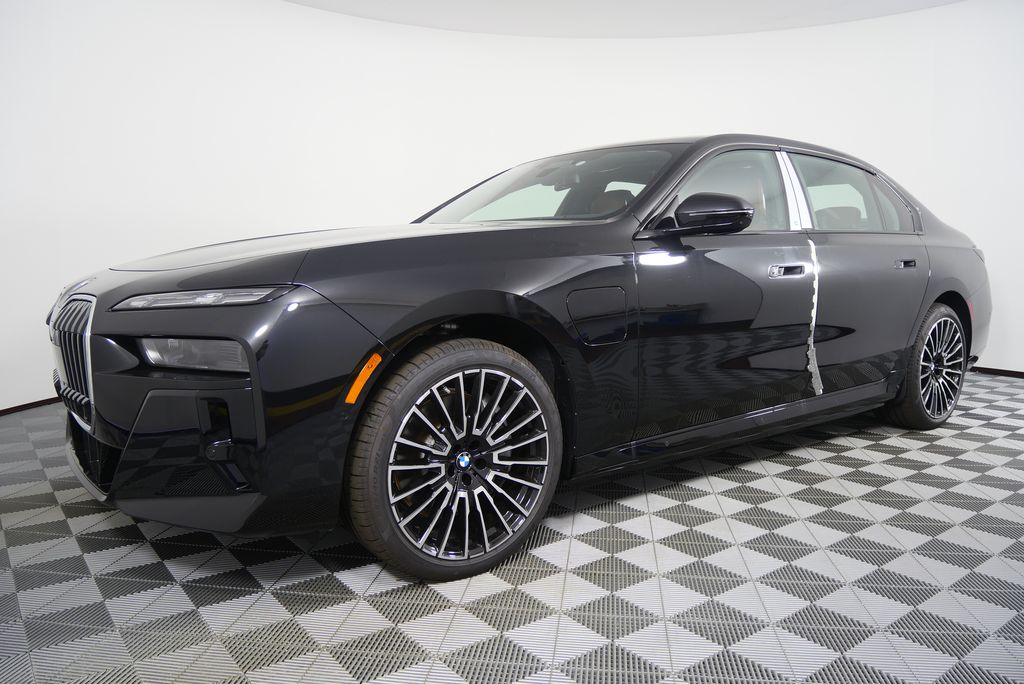 Thumbnail: 2026 BMW 7 Series - 7