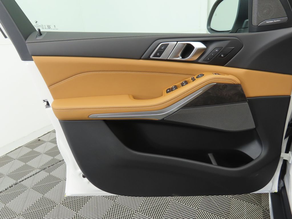 2026 BMW X5 sDrive40i 24