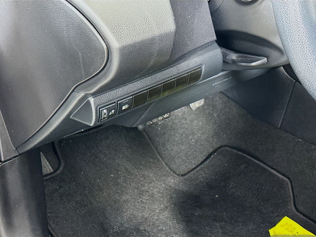 Thumbnail: 2024 Toyota Corolla - 10