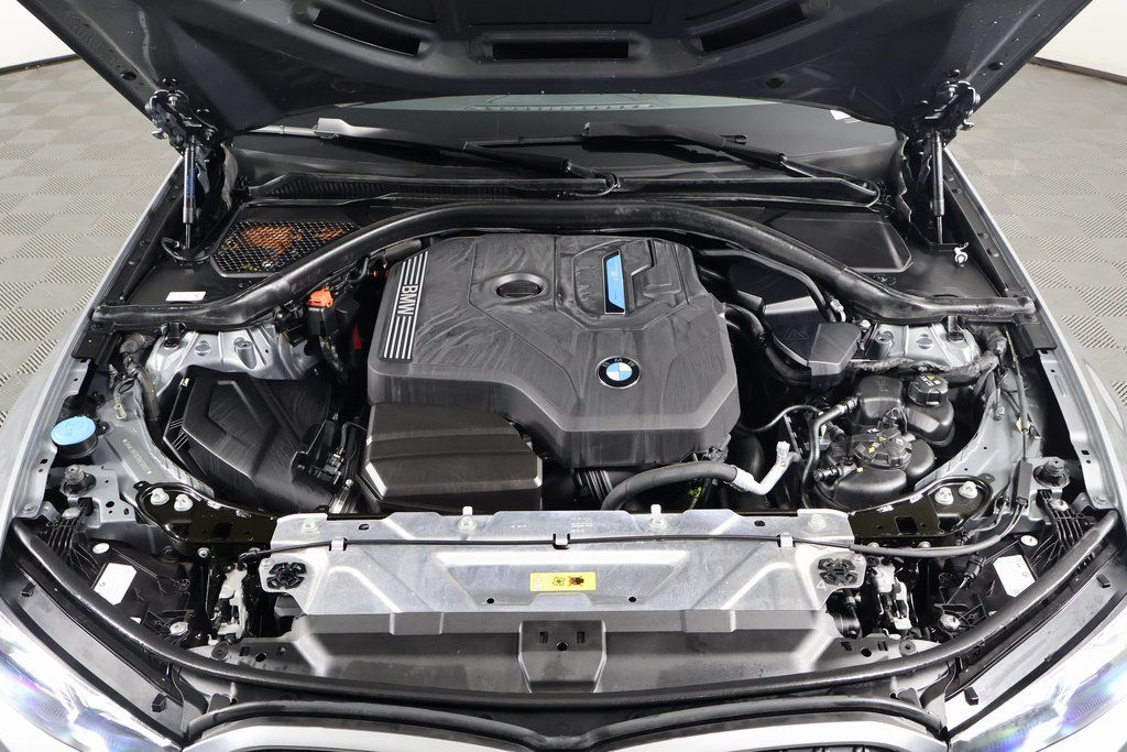 Thumbnail: 2024 BMW 3 Series - 15