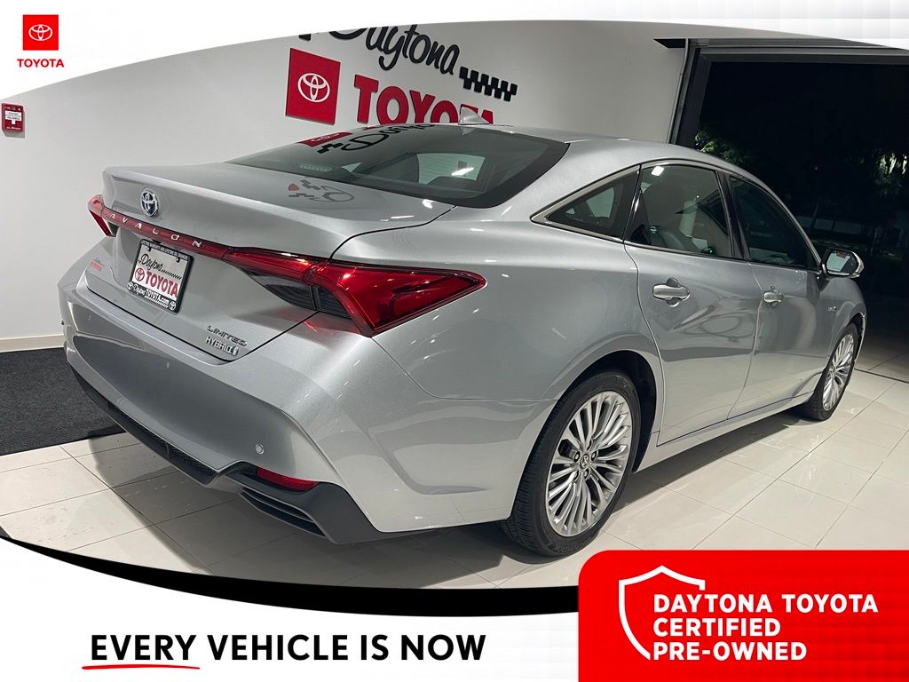 2021 Toyota Avalon Limited - Photo 7