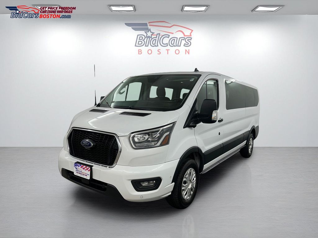 2023 Ford Transit Passenger 350 XLT Low Roof LB RWD