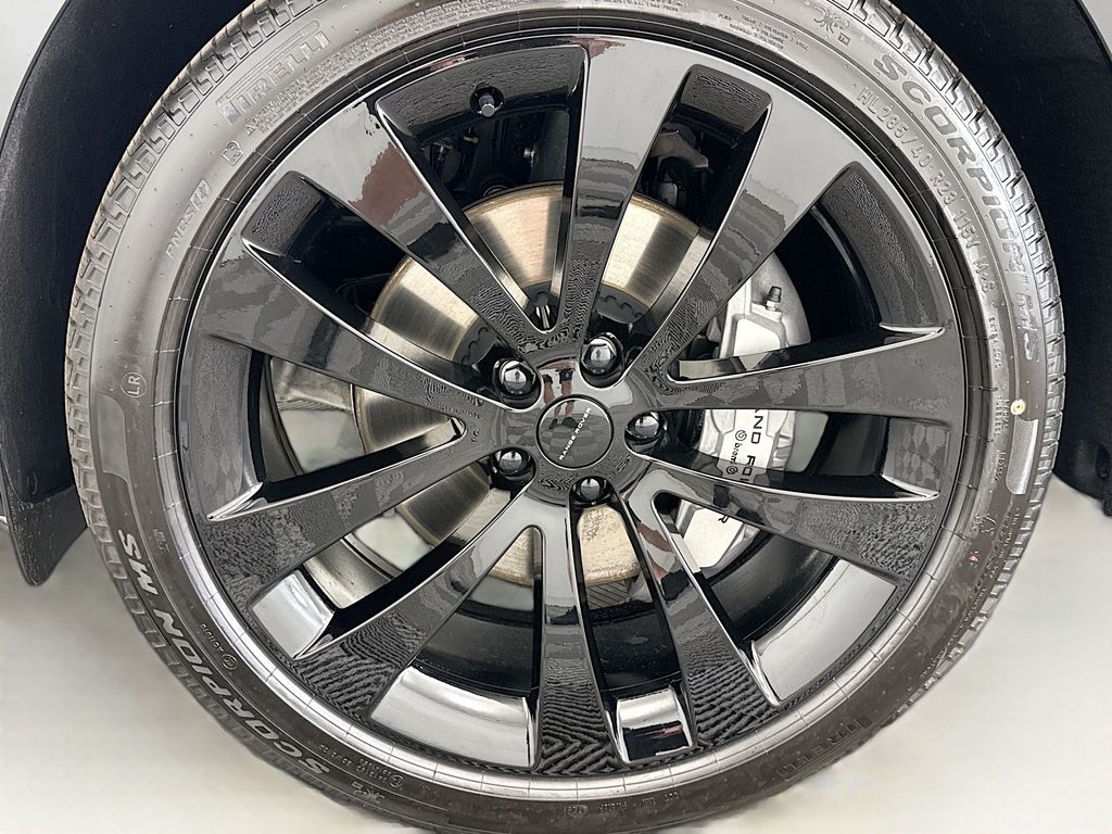 Thumbnail: 2026 Land Rover Range Rover Sport - 29