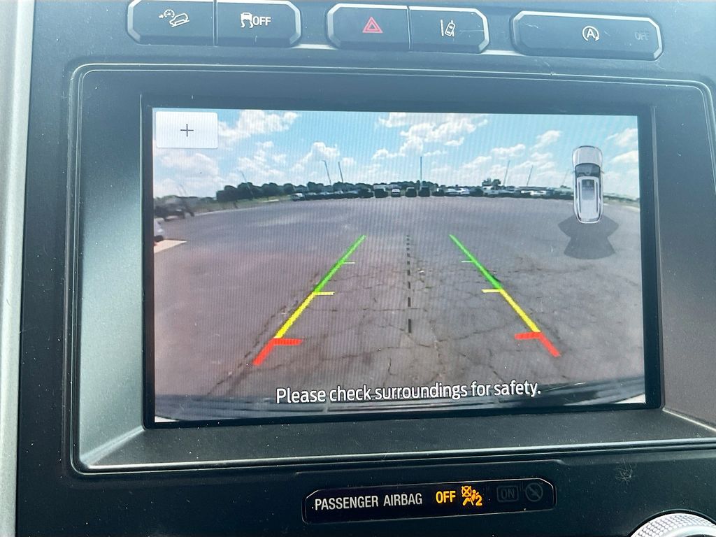 Used 2021 White Ford XLT image 13