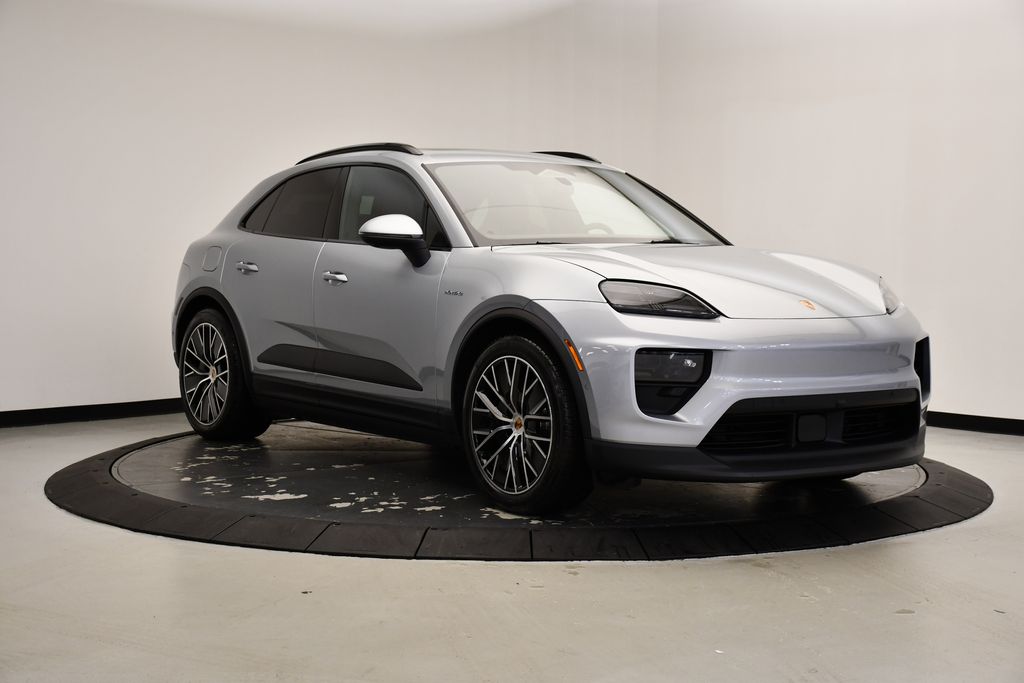Thumbnail: 2025 Porsche Macan - 9
