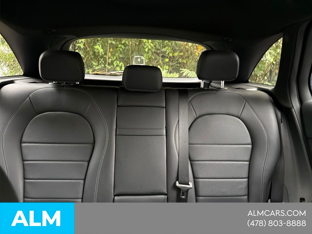 Used 2018  Mercedes-Benz GLC 300 image 7
