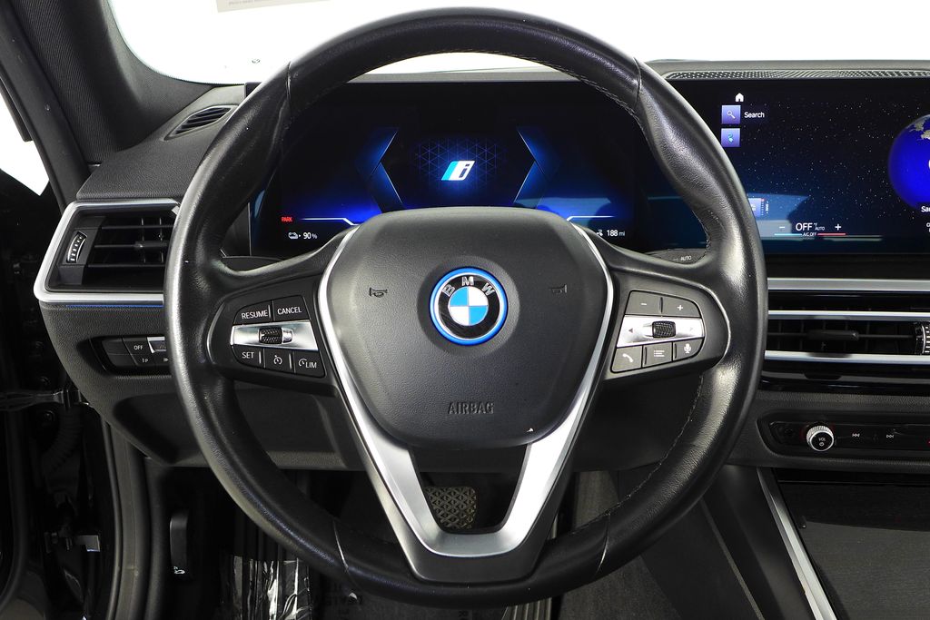 Thumbnail: 2023 BMW i4 - 27