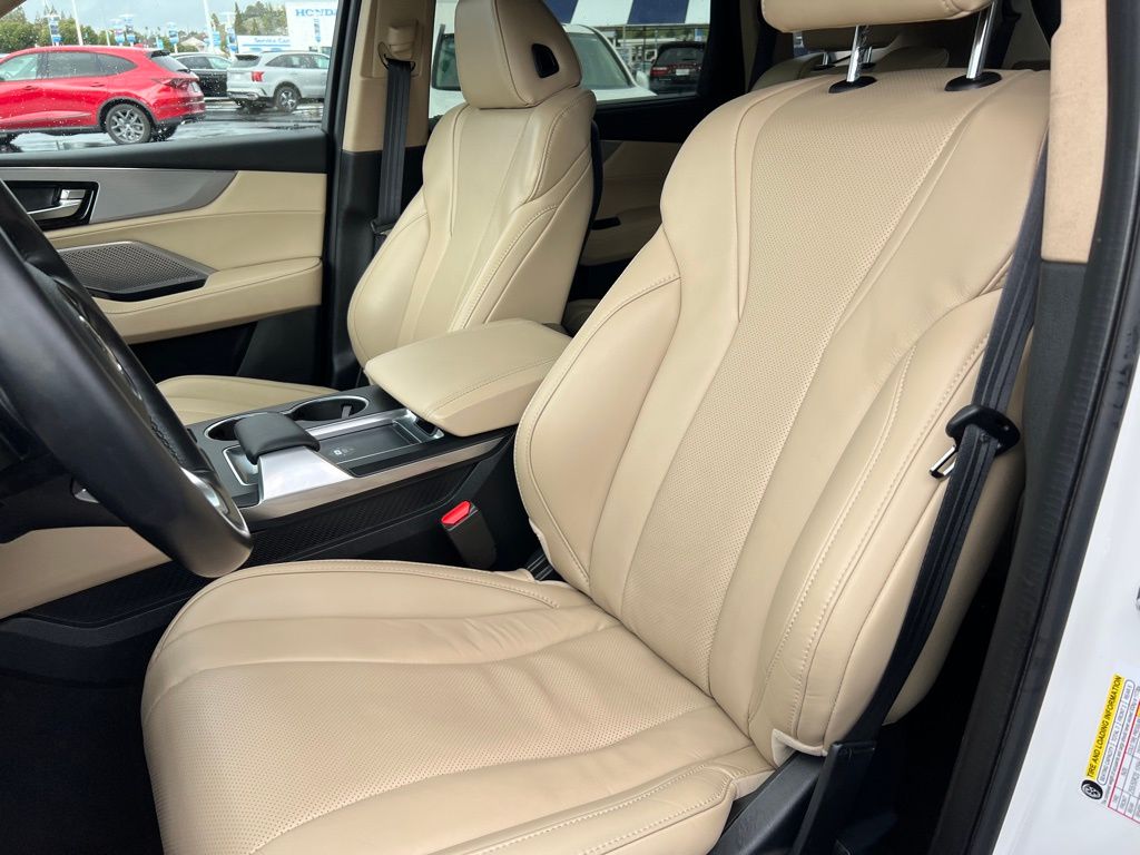 Thumbnail: 2023 Acura MDX - 15