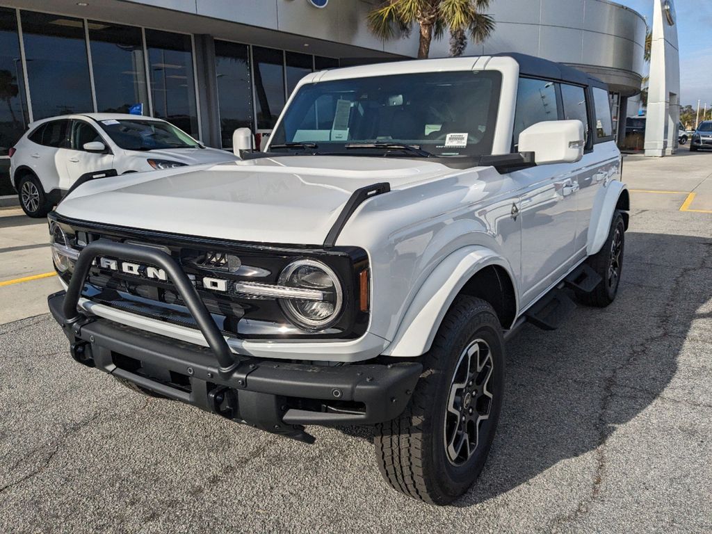 2024 Ford Bronco Outer Banks