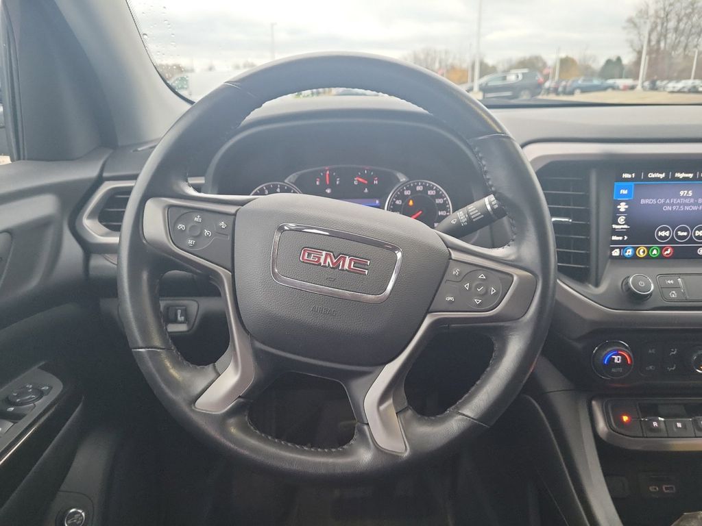 2022 GMC Acadia AT4 11