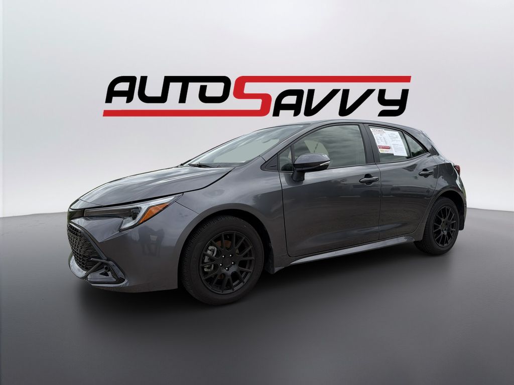 2025 Toyota Corolla Hatchback SE FWD